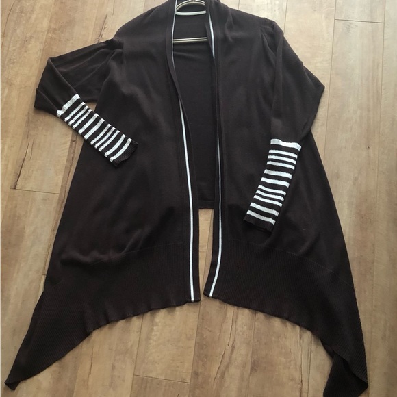 CYC open front cardigan - short in back, long flowy in front - with stripes - Picture 7 of 8